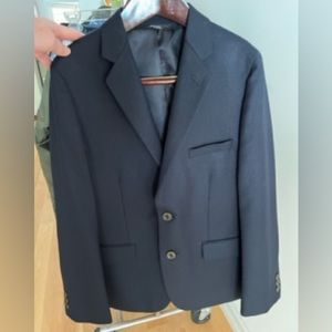 Like New.  Boys/girls Nordstrom Kids navy blue suit jacket/sport coat/blazer.